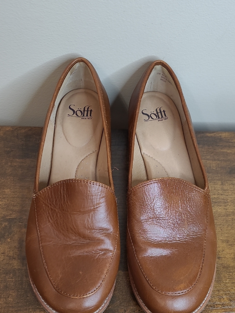 Sofft Light Brown/Tan Leather Slip-On Loafers size 10 - Picture 2 of 10